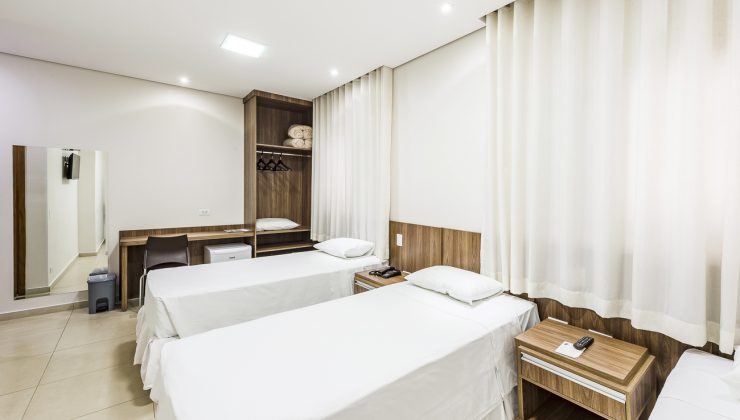 Serata Hotel Fernand polis 17 3465 5200 serata-hotel-fernand-polis-17-3465-5200